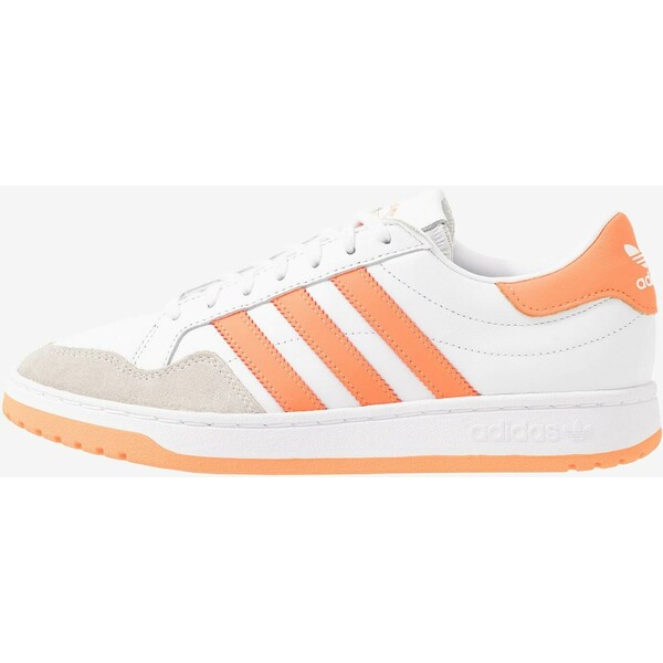 adidas Originals MODERN COURT Sneakersy niskie footwear white/sign coral/clear black AD111A11Q