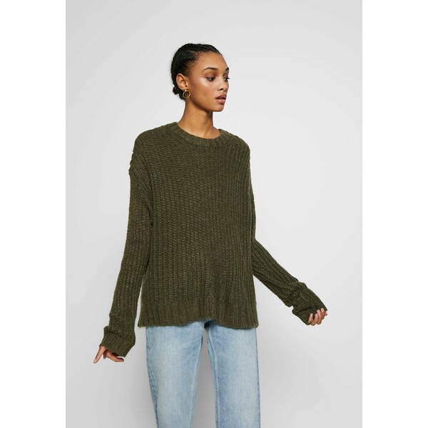 American Eagle SLOUCHY CROPPED CABLE Sweter olive AM421I00S