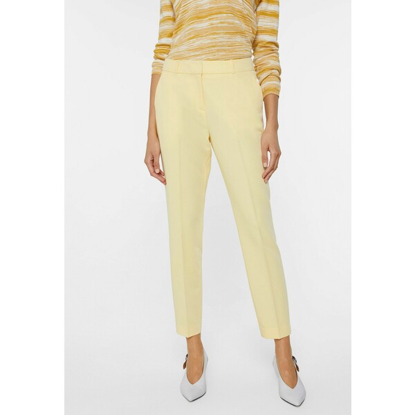 WE Fashion Spodnie materiałowe light yellow WF521A012