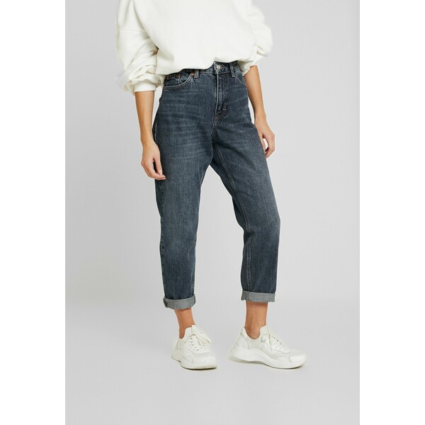 Topshop Petite MOM CLEAN Jeansy Relaxed Fit rich TQ021N02B