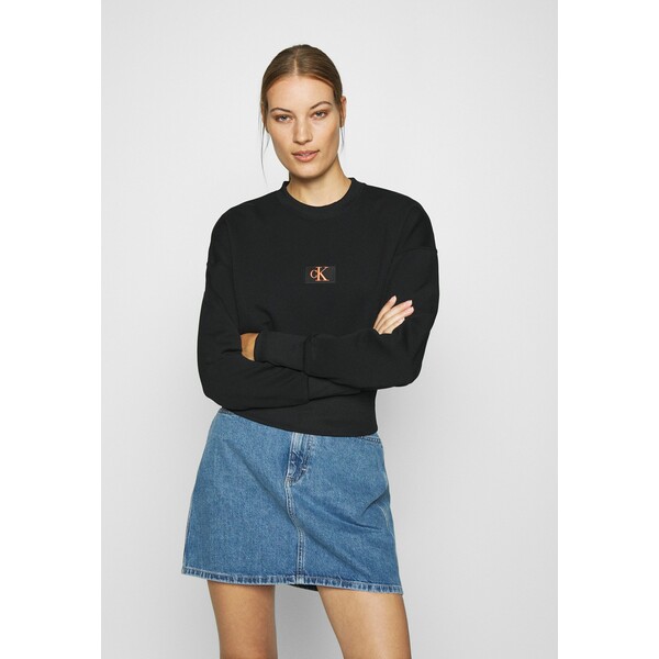 Calvin Klein Jeans BADGE INTERLOCK Bluzka z długim rękawem black C1821J05B
