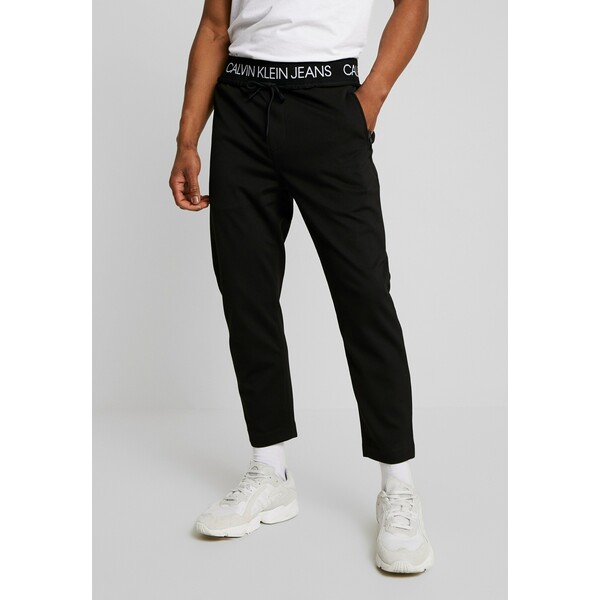 Calvin Klein Jeans EXPOSED WAISTBAND MILANO PANT Spodnie treningowe black C1822E014