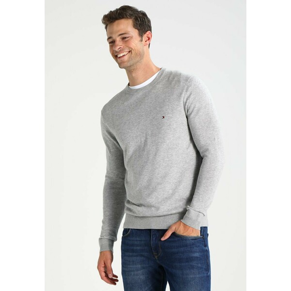 tommy hilfiger c neck