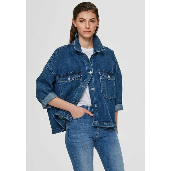 Selected Femme OVERSIZE Kurtka jeansowa medium blue denim SE521G062