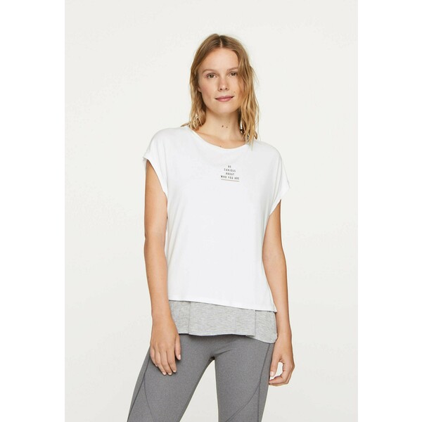 OYSHO MIT KNOTENDETAIL AM RÜCKEN UND AUFSCHRIFT T-shirt z nadrukiem white OY241D01G