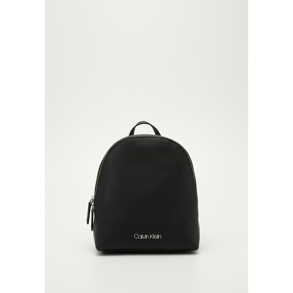 Calvin Klein MUST BACKPACK Plecak black 6CA51Q019