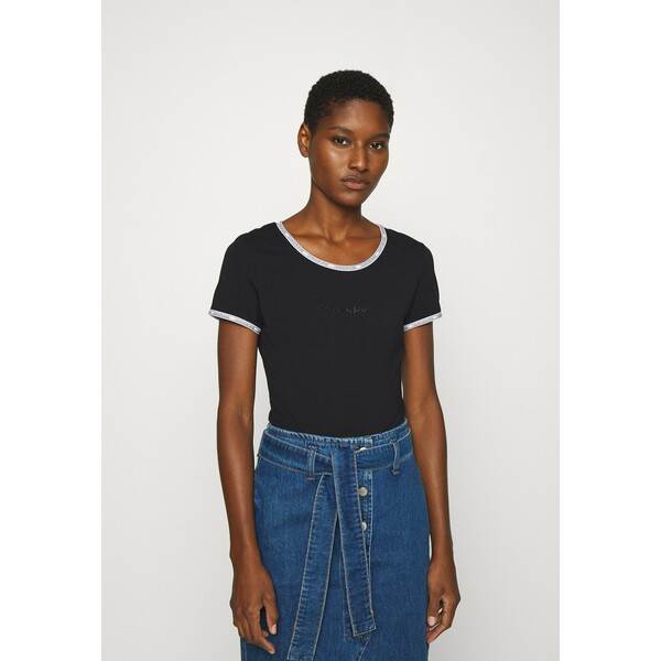 Calvin Klein Jeans LOGO TRIM BODY T-shirt z nadrukiem black C1821D0AQ