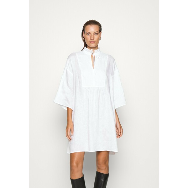 ARKET Sukienka koszulowa white light ARU21C00D