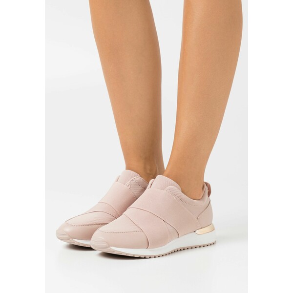 ALDO SEVYLIA Sneakersy niskie light pink A0111A0FW