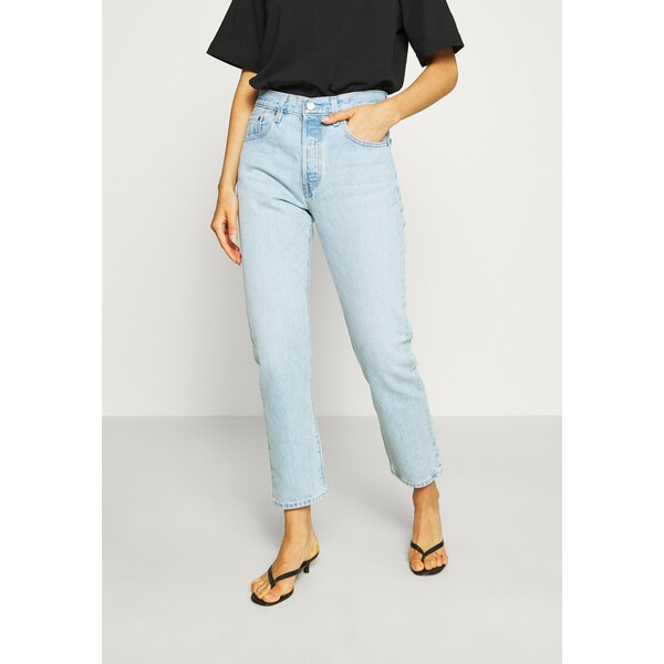 Levi's� 501 CROP Jeansy Zw??ane light blue denim LE221N081 - UbierzmySie.pl