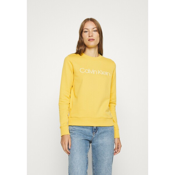 Calvin Klein CORE LOGO Bluza yellow dahlia 6CA21J00M