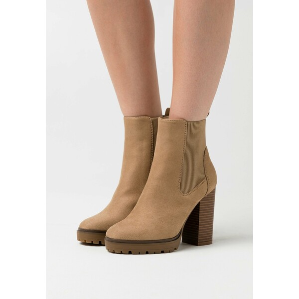 ONLY SHOES ONLTAYA STACKED BOOT Botki na obcasie beige OS411N032