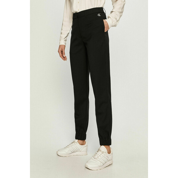 Calvin Klein Jeans Spodnie 4900-SPD022
