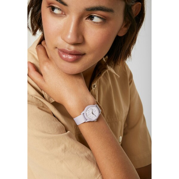 Timex WOMENS CAMPER CASE WHITE DIAL STRAP Zegarek purple TX151M019