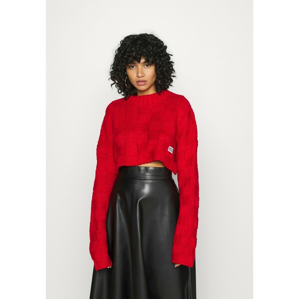 The Ragged Priest CHUNKY WAFFLE STITCH SUPER CROPPED Sweter red THJ21I00X