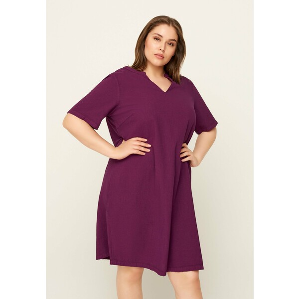 Zizzi JHELLE Sukienka koszulowa purple Z1721C0QO