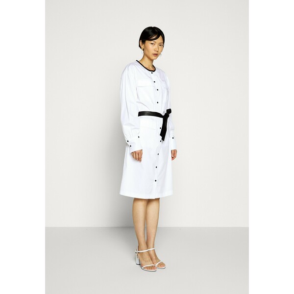 KARL LAGERFELD DRESS WITH POCKETS Sukienka koszulowa white K4821C02S
