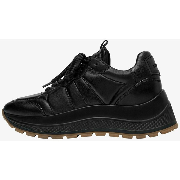 Uterqüe Sneakersy niskie black UT411A04W