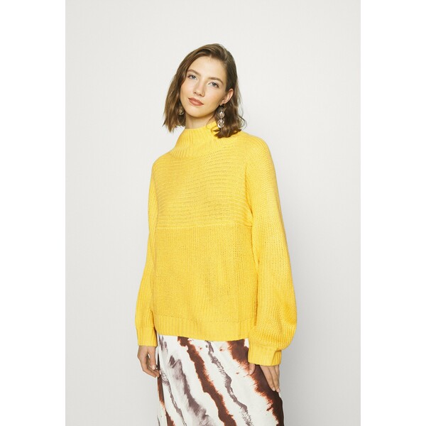 Monki LIBBY Sweter yellow MOQ21I02U
