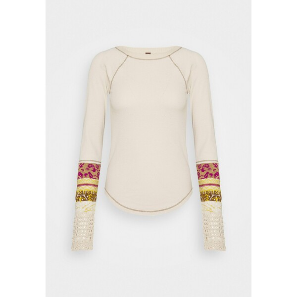 Free People IN THE MIX CUFF Sweter off-white FP021I03M