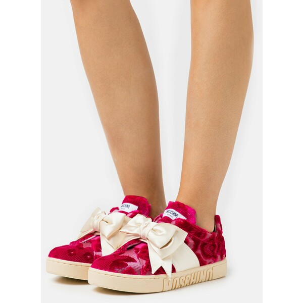 MOSCHINO Sneakersy niskie red 6MO11A01D