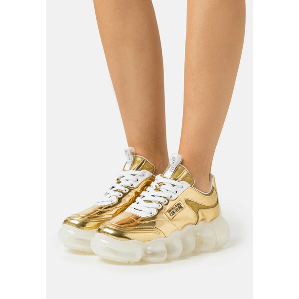 Versace Jeans Couture Sneakersy niskie gold VEI11A03B