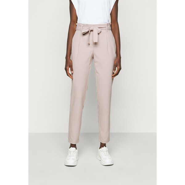 ONLY Tall ONLHERO LIFE PANT Spodnie materiałowe light pink OND21A047