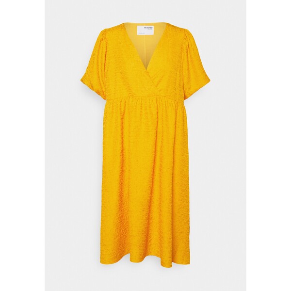 Selected Femme Petite SLFLISSY MIDI WRAP DRESS Sukienka letnia citrus SEL21C01F