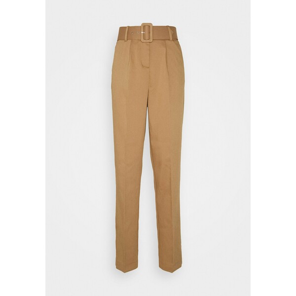 Vero Moda Tall VMJULIE CARROT PLEAT ANK PANT Spodnie materiałowe tobacco brown VEB21A03O