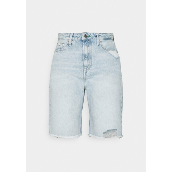 Tommy Jeans HARPER DENIM BERMUDA Szorty jeansowe light blue denim TOB21S01J