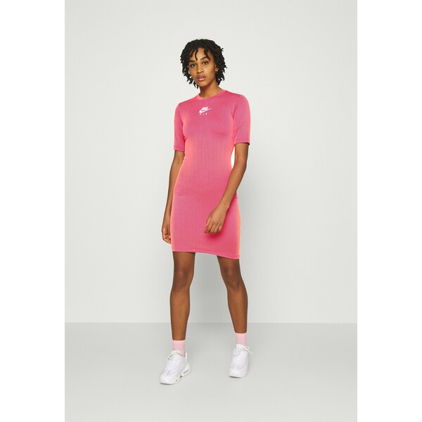 Nike Sportswear AIR DRESS Sukienka etui fireberry/bright mango/white NI121C02I