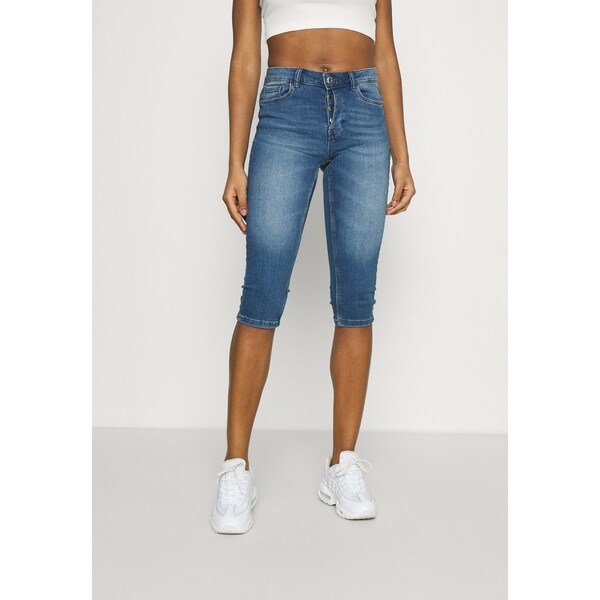Vero Moda VMSEVEN Szorty jeansowe medium blue denim VE121S061