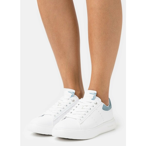 Trussardi YRIAS MIX Sneakersy niskie white/light blue T0411A00F