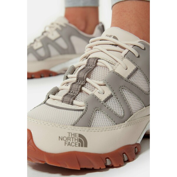 The North Face W ARCHIVE TRAIL FIRE ROAD Obuwie do biegania Szlak pink tint/mineral grey TH341A05Q