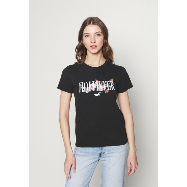 Hollister Co. TECH CORE T-shirt z nadrukiem black H0421D0A7