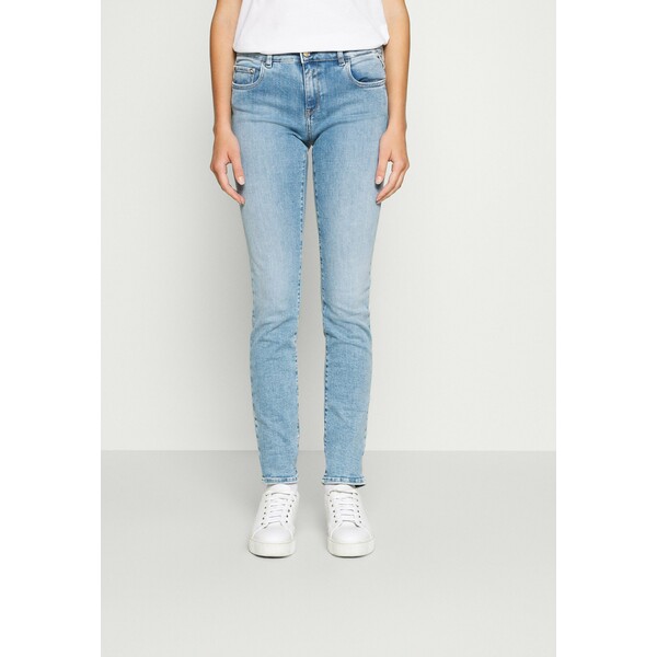 Replay FAABY Jeansy Slim Fit light blue RE321N08R