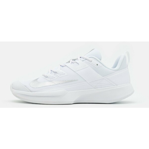 Nike Performance COURT VAPOR LITE Buty tenisowe uniwersalne white/metallic silver N1241A115