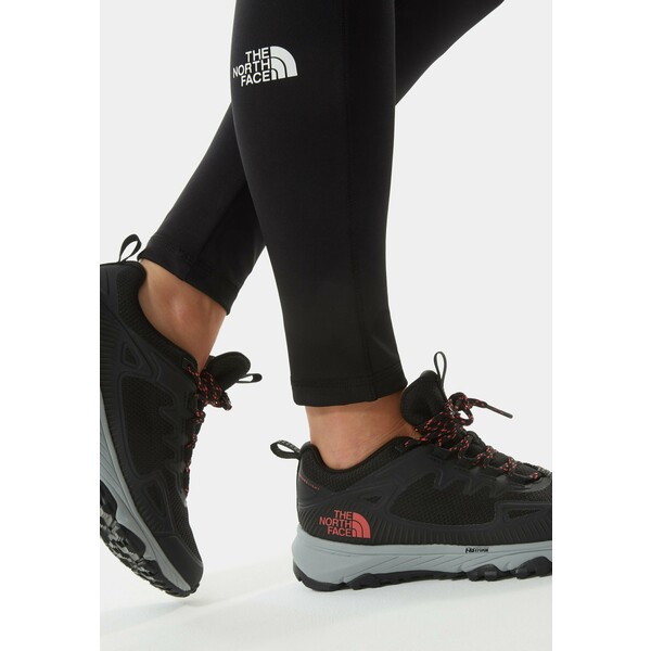 The North Face W ULTRA FASTPACK IV FUTURELIGHT Sneakersy niskie tnf black fiesta red TH341A05N