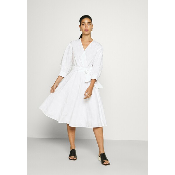 KARL LAGERFELD LOGO EMBROIDERED SHIRT DRESS Sukienka letnia white K4821C03Z