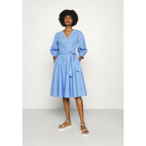 KARL LAGERFELD LOGO EMBROIDERED SHIRT DRESS Sukienka letnia bluebell K4821C03Z