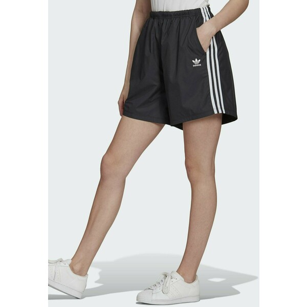 adidas Originals LONG SHORTS Spodnie treningowe black AD121S05B