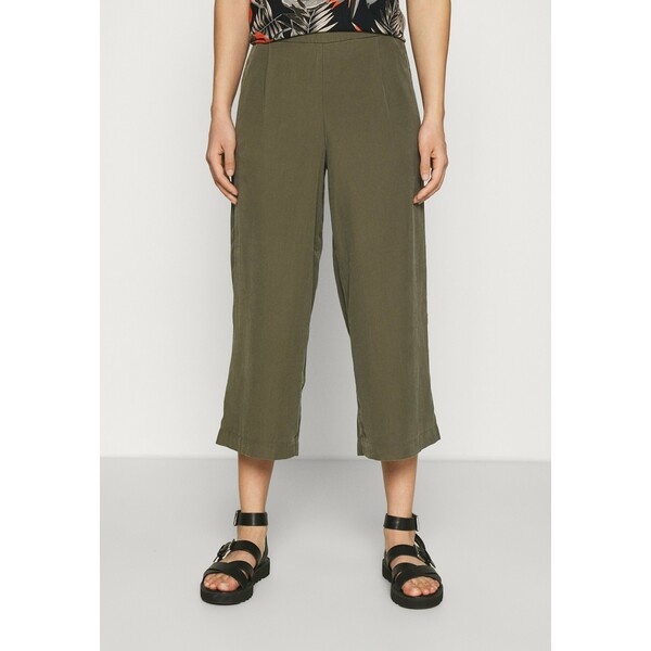 ONLY ONLCARISA MAGO LIFE CULOTTE PANT Spodnie materiałowe grape leaf ON321A1DC-N11