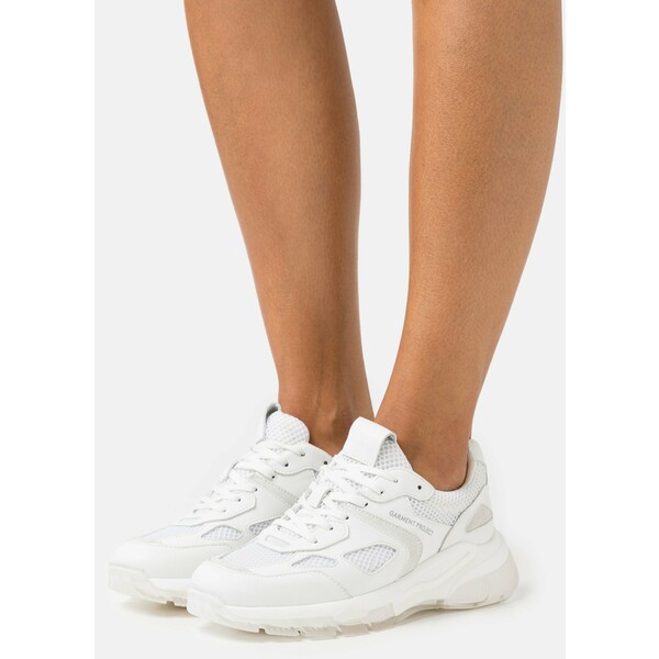GARMENT PROJECT BROOKLYN RUNNER Sneakersy niskie white GAC11A021