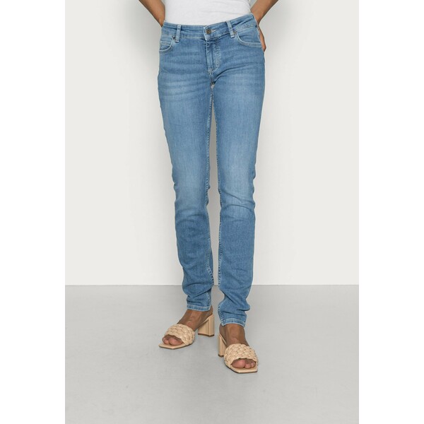 Marc O'Polo TROUSER MID WAIST REGULAR LENGTH Jeansy Skinny Fit play with blue wash MA321N0AE