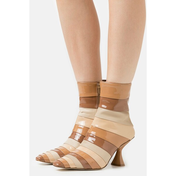 Jeffrey Campbell LAYOVER Botki nude/multicolor JE711N05W
