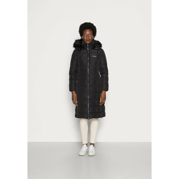 Calvin Klein ESSENTIAL SORONA Płaszcz zimowy black 6CA21U02M