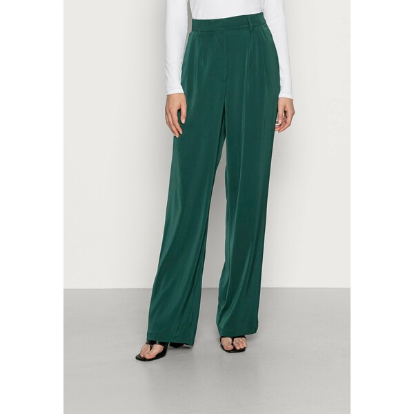 Glamorous PLEATED WIDE LEG HIGH WAISTED TROUSERS Jeansy Relaxed Fit deep green GL921A03E