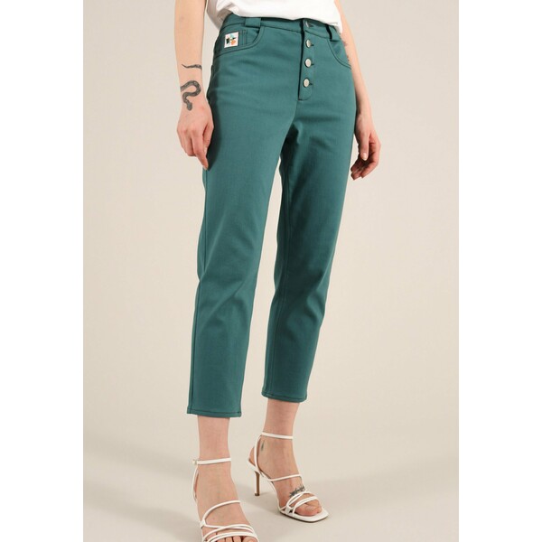 blonde gone rogue Jeansy Slim Fit green B2R21N001