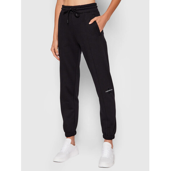 Calvin Klein Jeans Spodnie dresowe Essentials J20J216240 Czarny Regular Fit