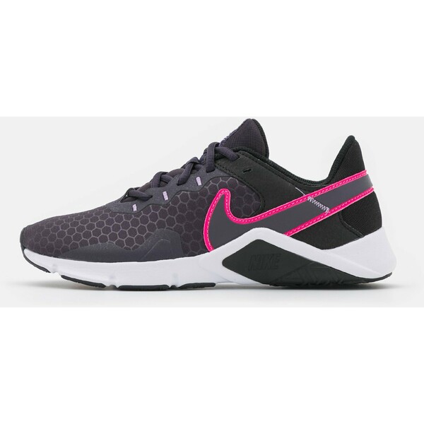 Nike Performance LEGEND ESSENTIAL 2 Obuwie treningowe black/hyper pink/cave purple/lilac/white N1241A0ZY